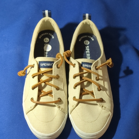 Sperry Tan Canvas Sneakers with Brown Laces - Picture 1 of 6